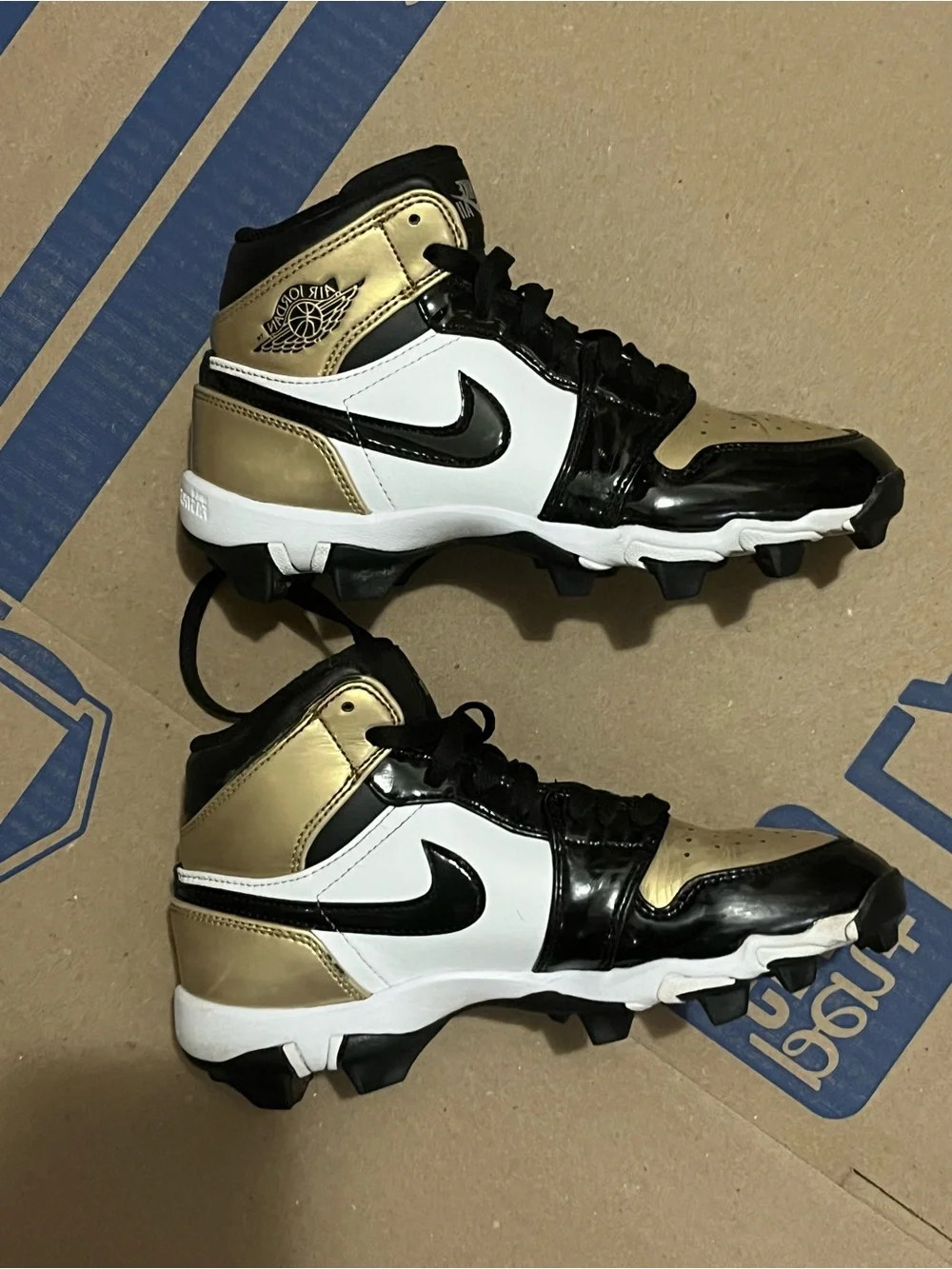 Jordan 1 Mid Football Cleats Black Gold Boys Size 4